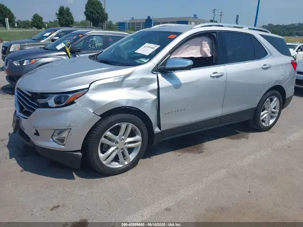 2GNAXYEX3K6149959 2019 CHEVROLET EQUINOX - Image 2