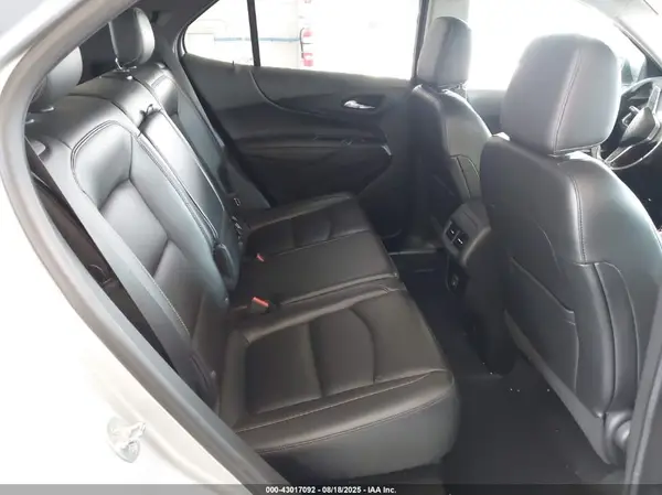 2GNAXYEX3K6252329 2019 CHEVROLET EQUINOX - Image 8