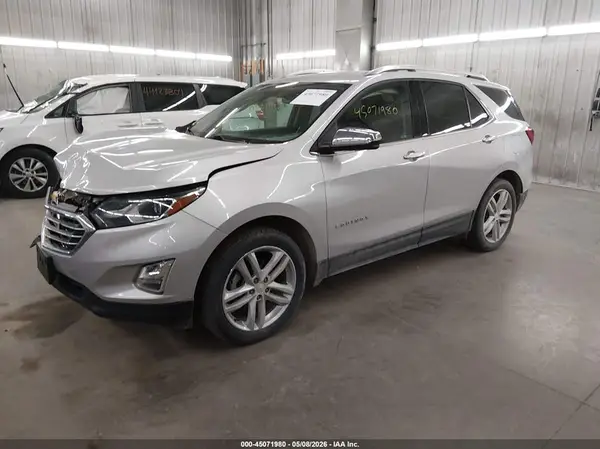 2GNAXYEX3K6270605 2019 CHEVROLET EQUINOX - Image 2