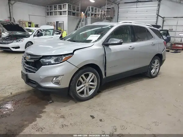 2GNAXYEX4K6219243 2019 CHEVROLET EQUINOX - Image 2