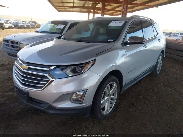 2GNAXYEX4K6276574 2019 CHEVROLET EQUINOX - Image 2