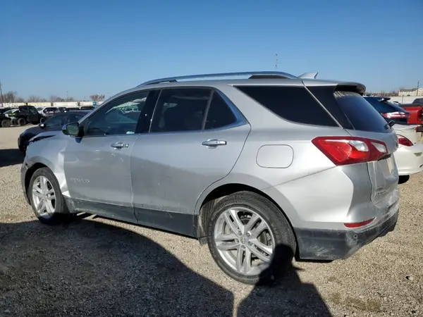 2GNAXYEX5K6234768 2019 CHEVROLET EQUINOX - Image 2