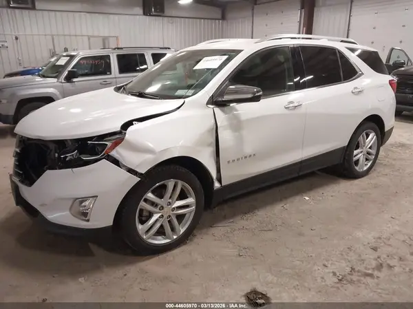 2GNAXYEX5K6249397 2019 CHEVROLET EQUINOX - Image 2