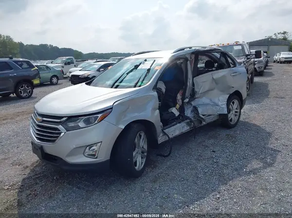 2GNAXYEX6K6149633 2019 CHEVROLET EQUINOX - Image 2