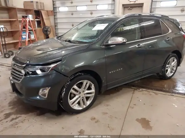 2GNAXYEX7K6213453 2019 CHEVROLET EQUINOX - Image 2