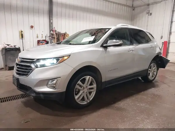 2GNAXYEX8K6283950 2019 CHEVROLET EQUINOX - Image 2