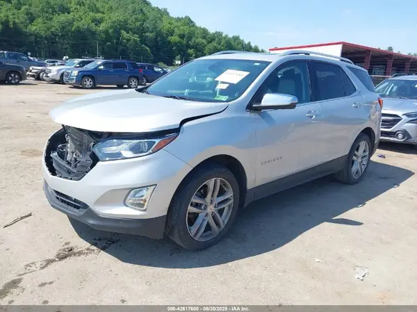 2GNAXYEX8L6137680 2020 CHEVROLET EQUINOX - Image 2