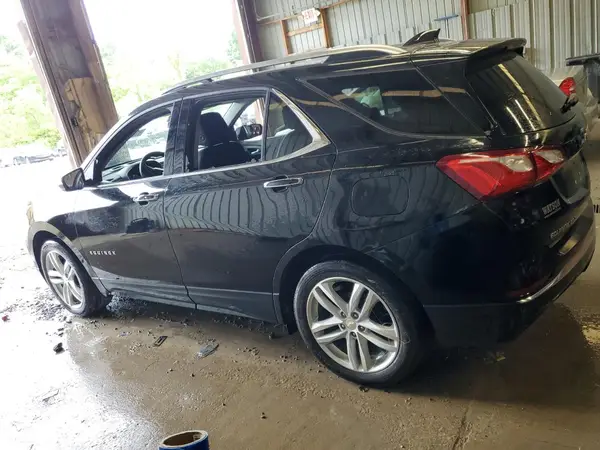 2GNAXYEX9L6111136 2020 CHEVROLET EQUINOX - Image 2