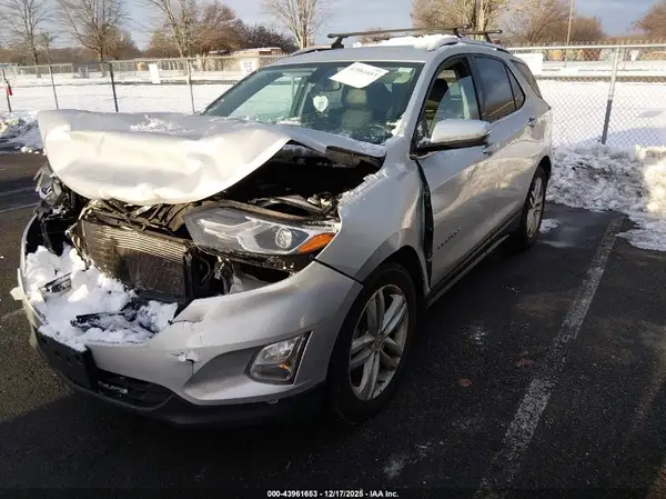2GNAXYEXXK6266583 2019 CHEVROLET EQUINOX - Image 2