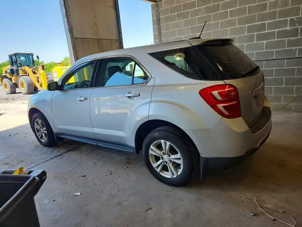2GNFLEEK0G6216996 2016 CHEVROLET EQUINOX - Image 2