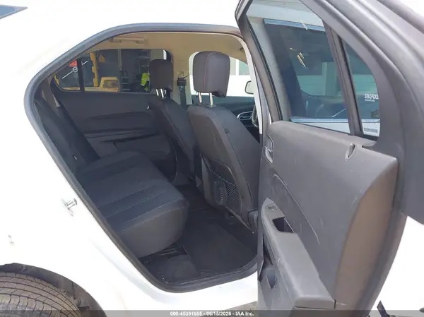 2GNFLEEK0H6318753 2017 CHEVROLET EQUINOX - Image 8
