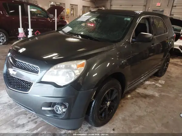 2GNFLEEK1H6266288 2017 CHEVROLET EQUINOX - Image 2