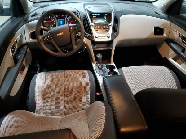 2GNFLEEK5H6215439 2017 CHEVROLET EQUINOX - Image 8