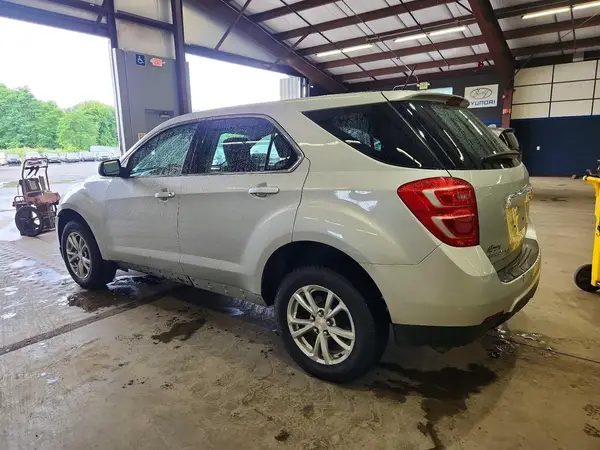 2GNFLEEK6H6307921 2017 CHEVROLET EQUINOX - Image 2