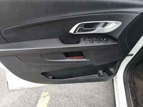 2GNFLEEK7G6320675 2016 CHEVROLET EQUINOX - Image 2