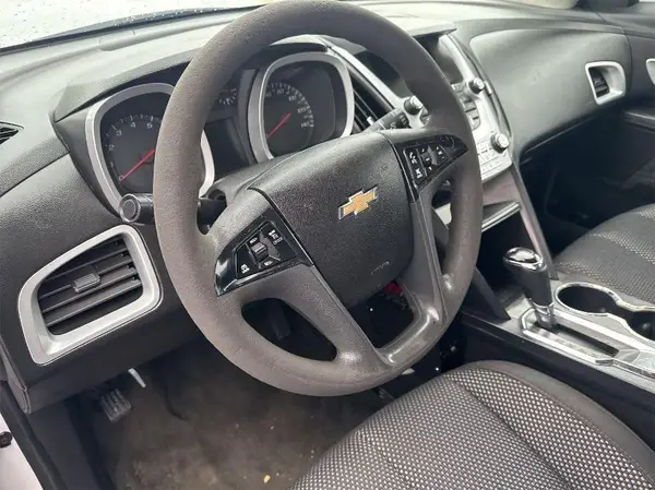 2GNFLEEK7H6144809 2017 CHEVROLET EQUINOX - Image 2