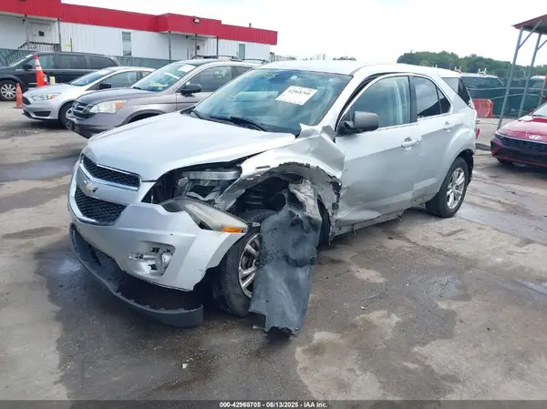 2GNFLEEK8H6260830 2017 CHEVROLET EQUINOX - Image 2