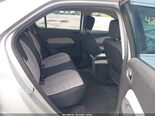 2GNFLEEK8H6260830 2017 CHEVROLET EQUINOX - Image 8