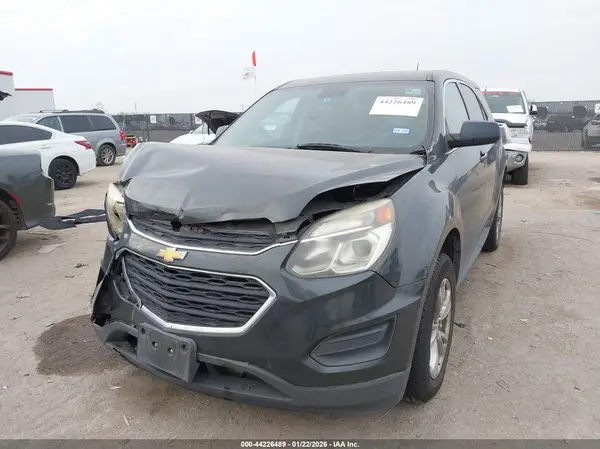 2GNFLEEK8H6302493 2017 CHEVROLET EQUINOX - Image 2