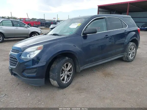 2GNFLEEK8H6331623 2017 CHEVROLET EQUINOX - Image 2