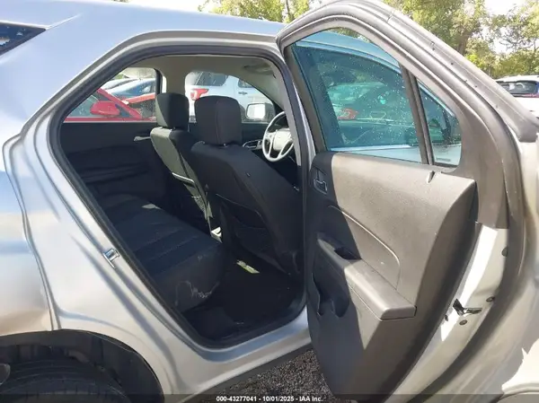 2GNFLEEK9H6147923 2017 CHEVROLET EQUINOX - Image 8