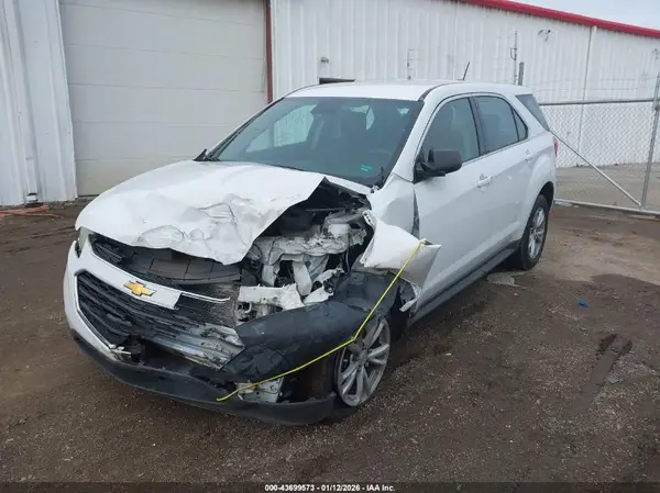 2GNFLEEK9H6221597 2017 CHEVROLET EQUINOX - Image 2
