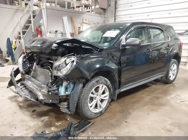 2GNFLEEKXH6112176 2017 CHEVROLET EQUINOX - Image 2