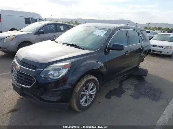 2GNFLEEKXH6144013 2017 CHEVROLET EQUINOX - Image 2