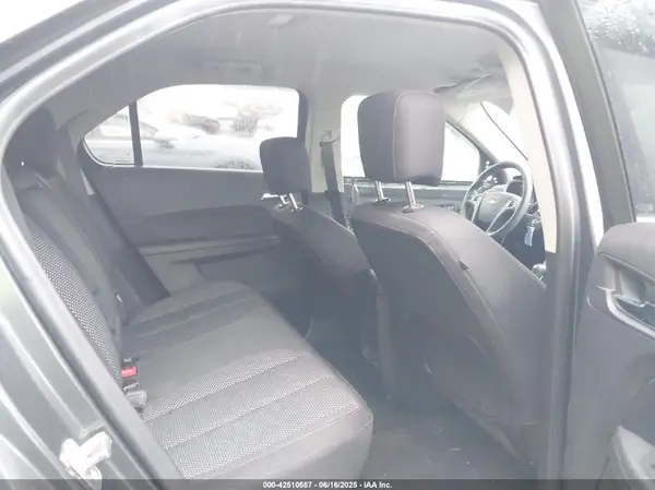 2GNFLEEKXH6180686 2017 CHEVROLET EQUINOX - Image 8