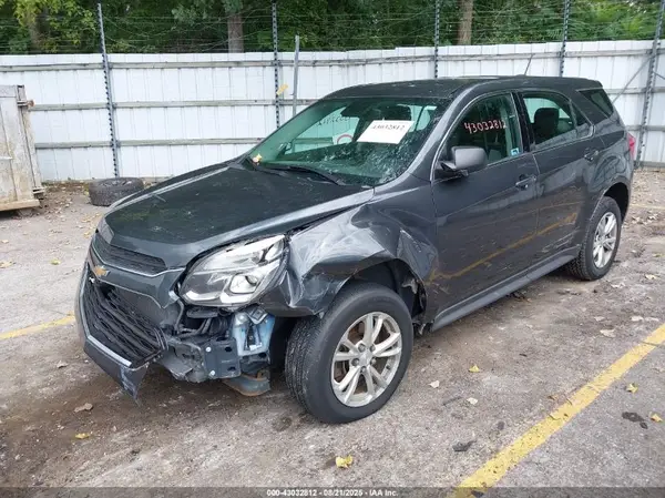 2GNFLEEKXH6188190 2017 CHEVROLET EQUINOX - Image 2