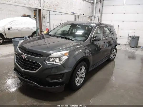2GNFLEEKXH6288144 2017 CHEVROLET EQUINOX - Image 2