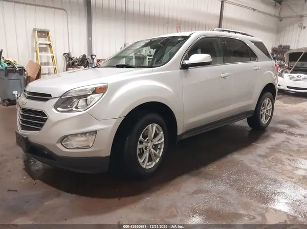 2GNFLFE31H6180929 2017 CHEVROLET EQUINOX - Image 2