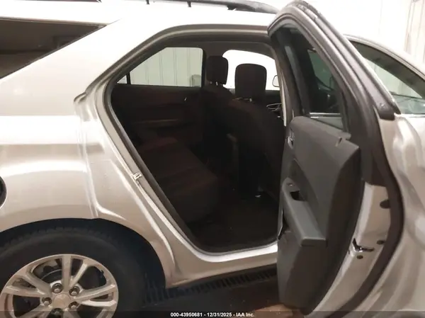 2GNFLFE31H6180929 2017 CHEVROLET EQUINOX - Image 8