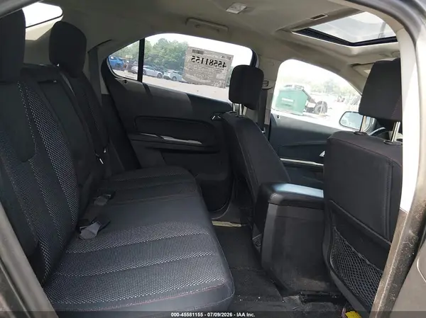 2GNFLFE32H6256724 2017 CHEVROLET EQUINOX - Image 8