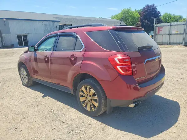 2GNFLFE33H6185002 2017 CHEVROLET EQUINOX - Image 2