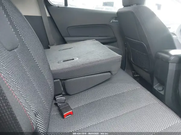 2GNFLFE33H6217141 2017 CHEVROLET EQUINOX - Image 8