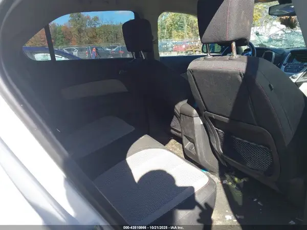 2GNFLFE35H6120751 2017 CHEVROLET EQUINOX - Image 8
