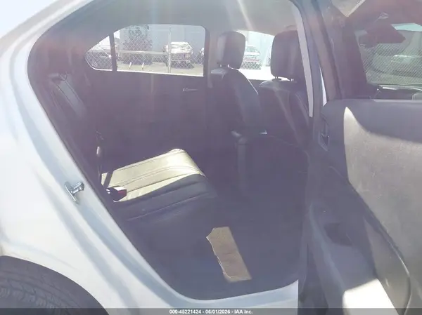 2GNFLFE38G6308100 2016 CHEVROLET EQUINOX - Image 8