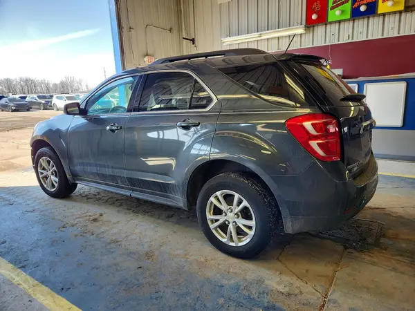 2GNFLFEK0H6171078 2017 CHEVROLET EQUINOX - Image 2