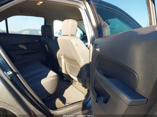 2GNFLFEK0H6184090 2017 CHEVROLET EQUINOX - Image 8