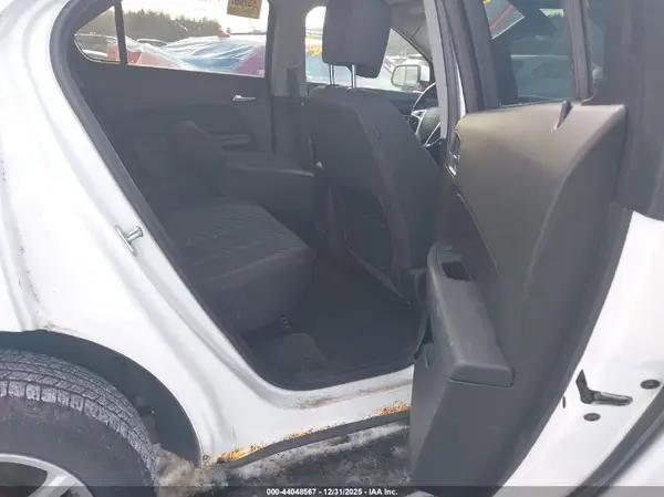 2GNFLFEK1H6115473 2017 CHEVROLET EQUINOX - Image 8