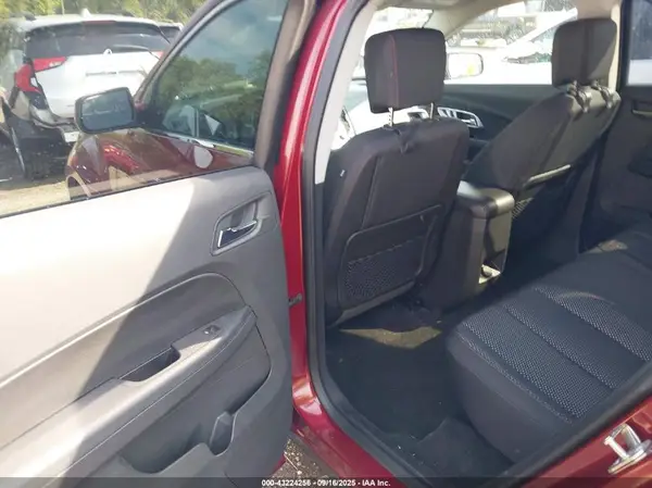 2GNFLFEK1H6203245 2017 CHEVROLET EQUINOX - Image 8