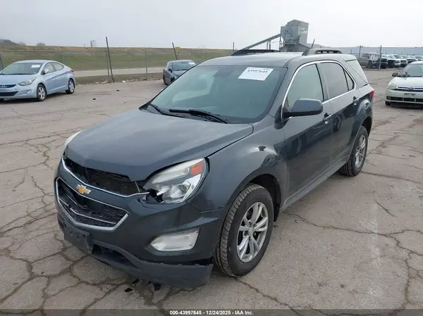 2GNFLFEK1H6322087 2017 CHEVROLET EQUINOX - Image 2