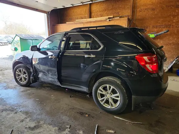 2GNFLFEK1H6331484 2017 CHEVROLET EQUINOX - Image 2