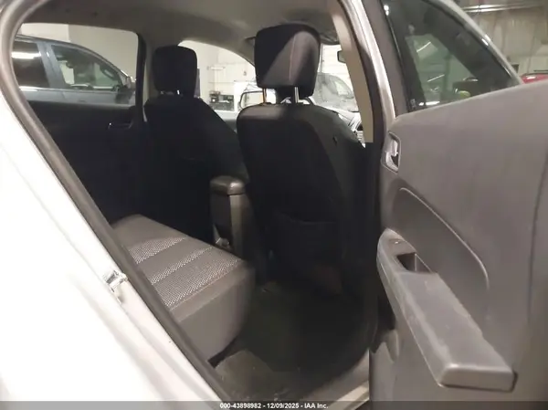 2GNFLFEK2H6106460 2017 CHEVROLET EQUINOX - Image 8