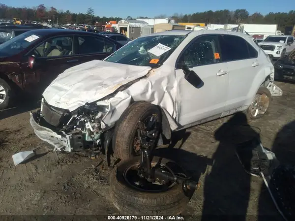 2GNFLFEK2H6120231 2017 CHEVROLET EQUINOX - Image 2