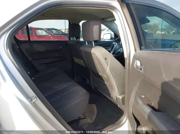 2GNFLFEK2H6271599 2017 CHEVROLET EQUINOX - Image 8