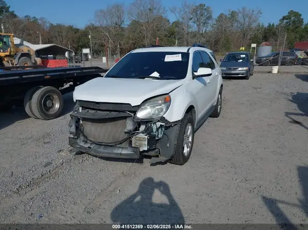 2GNFLFEK3H6235680 2017 CHEVROLET EQUINOX - Image 2