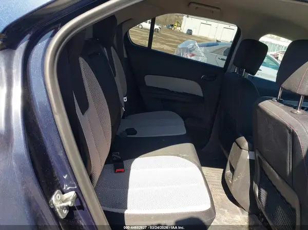 2GNFLFEK3H6270641 2017 CHEVROLET EQUINOX - Image 8