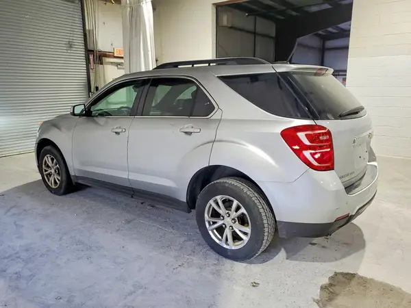 2GNFLFEK5H6335196 2017 CHEVROLET EQUINOX - Image 2